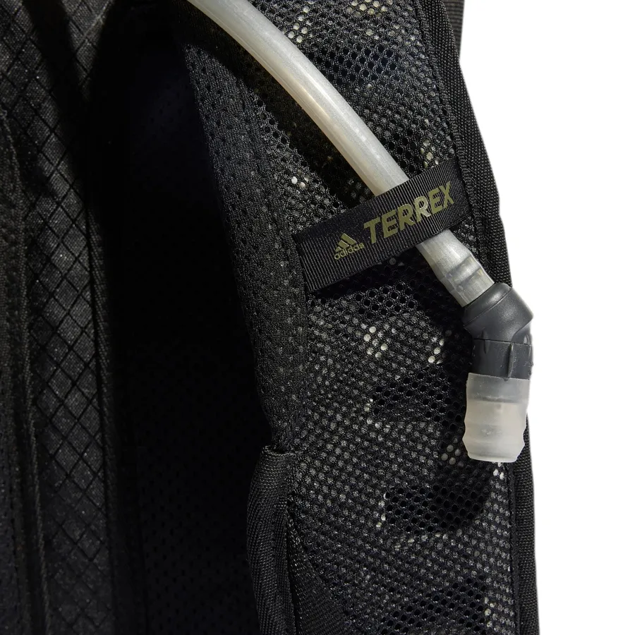Imagen 3 de 8 de Mochila adidas Terrex Aeroready-NEGRO