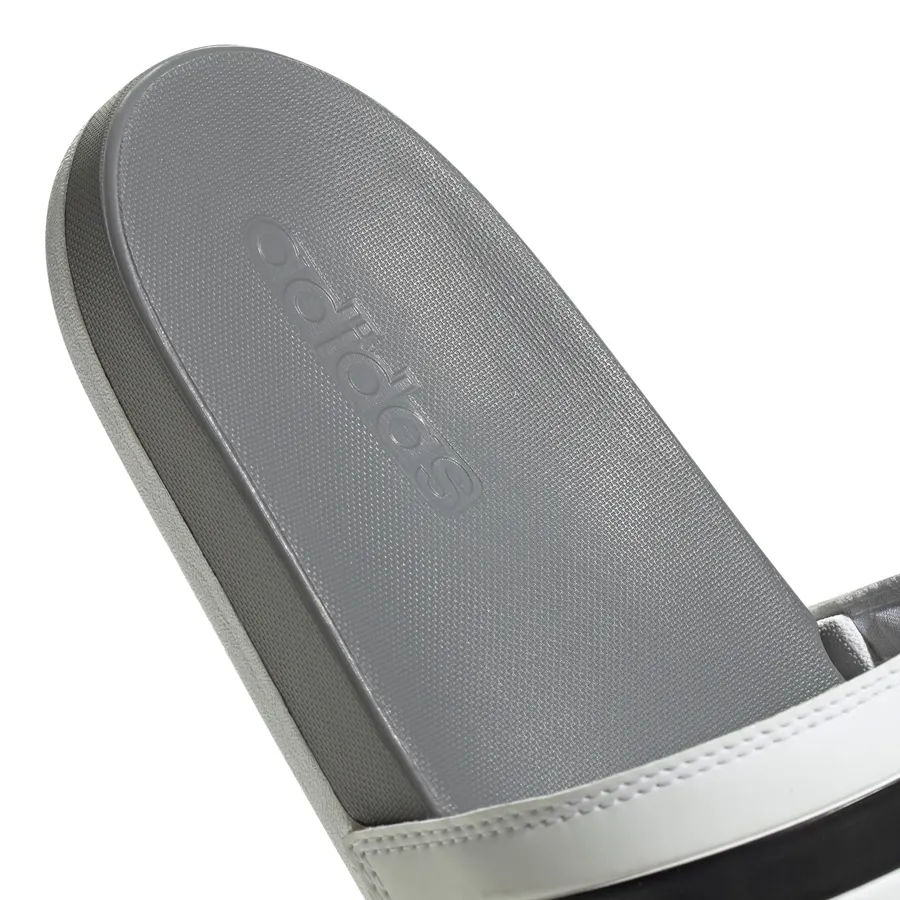 Imagen 5 de 6 de Sandalias adidas Adilette Comfort-GRIS/BLANCO/NEGRO