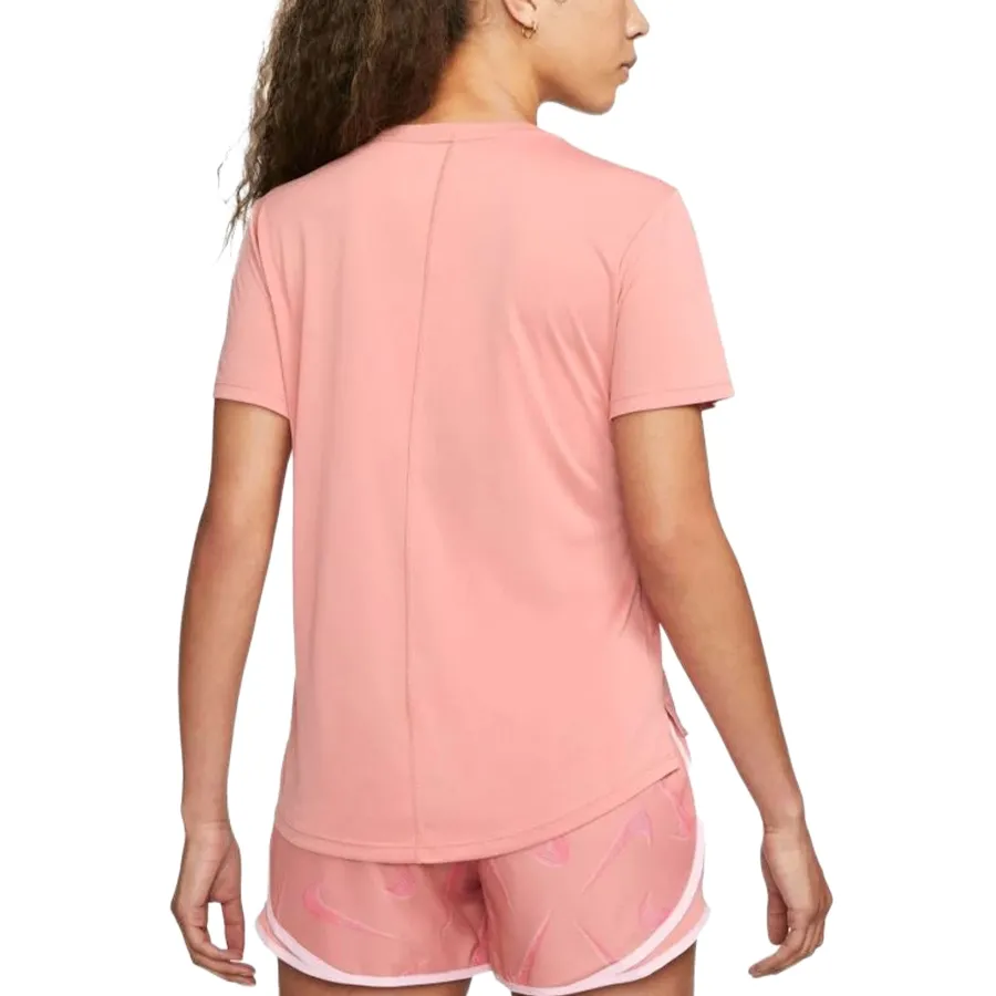 Imagen 1 de 4 de Remera Nike Swoosh-ROSA