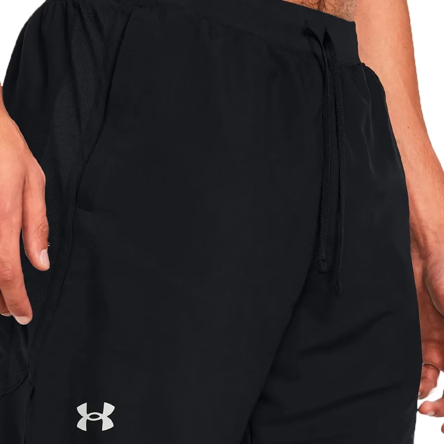Imagen 2 de 4 de Shorts Under Armour Launch 2 en 1 de 7"-NEGRO