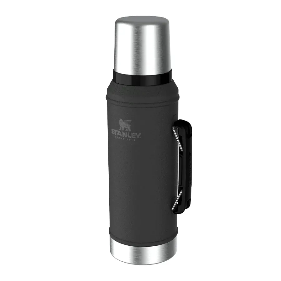 Imagen 1 de 4 de Termo Stanley Classic 950 ml-NEGRO/PLATA