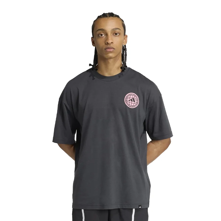 Imagen 0 de 5 de Remera adidas Power estampada Gfx Tee Glob Q3-GRAFITO