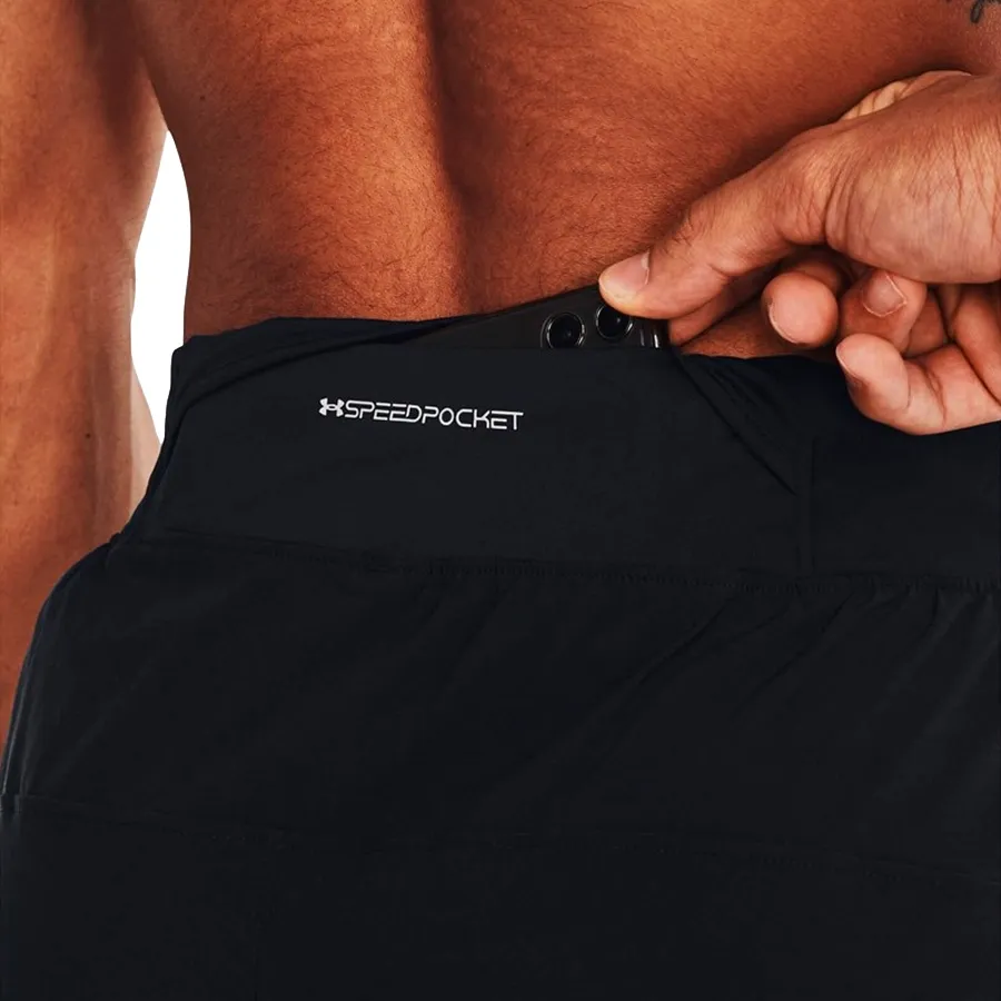 Imagen 3 de 5 de Pantalón Under Armour OutRun The Storm-NEGRO