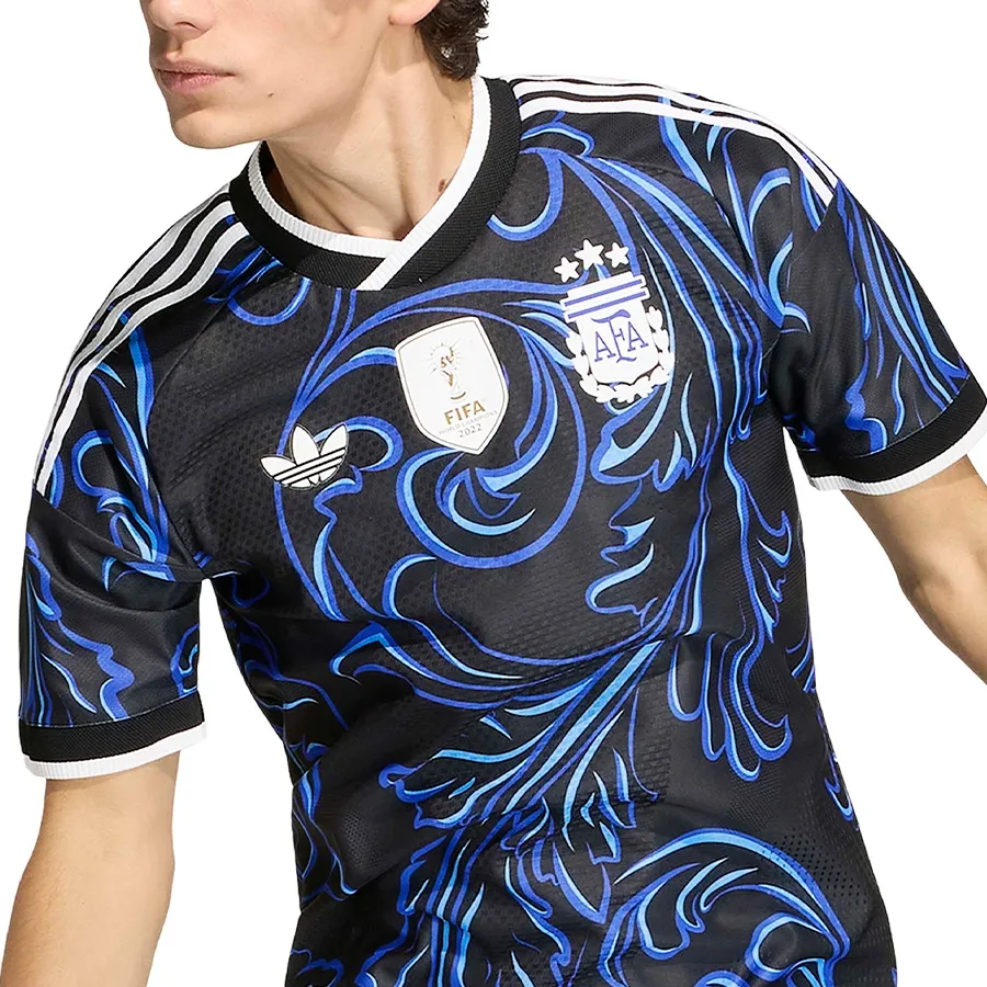 Imagen 5 de 7 de Camiseta adidas originals Alternativa Seleccion Argentina AFA 26-NEGRO/AZUL/CELESTE