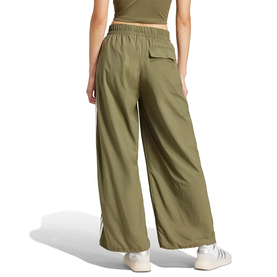 Imagen 1 de 4 de Pantalón adidas Essentials 3 Stripes Lifestyle-VERDE OLIVA