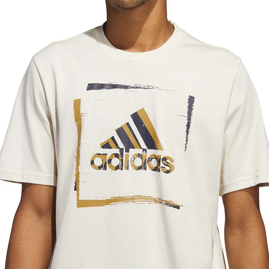 Imagen 4 de 6 de Remera adidas Stencil-NATURAL/DORADO