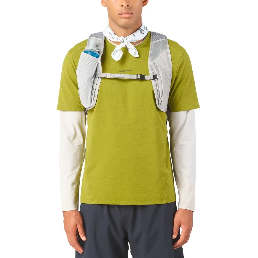 Imagen 2 de 4 de Mochila Salomon XT 25 V2-GRIS