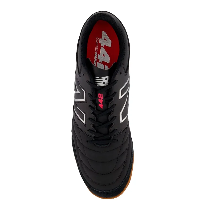 Imagen 3 de 5 de Botines New Balance 442 V2 Team In-NEGRO/PLATA