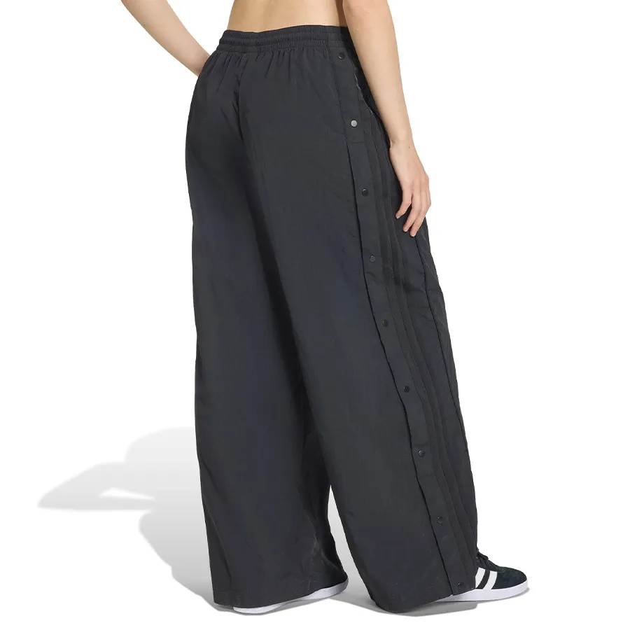 Imagen 1 de 6 de Pantalón adidas Adibreak-NEGRO