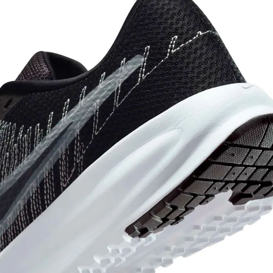 Imagen 7 de 8 de Zapatillas Nike Run Defy-NEGRO/PLATA
