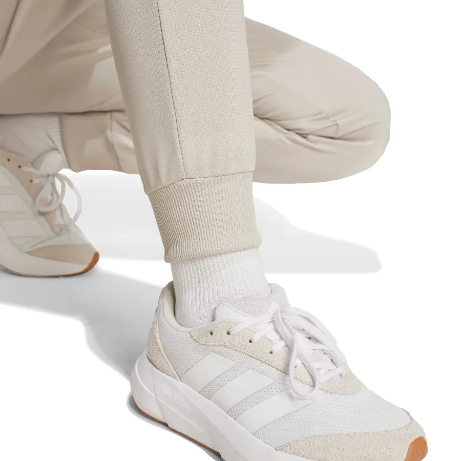 Imagen 6 de 7 de Conjunto adidas Essentials Feel Cozy-BEIGE