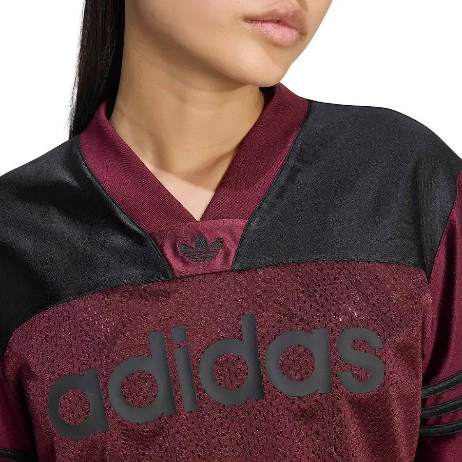 Imagen 4 de 5 de Camiseta adidas originals Crop Jersey-BORDO/NEGRO