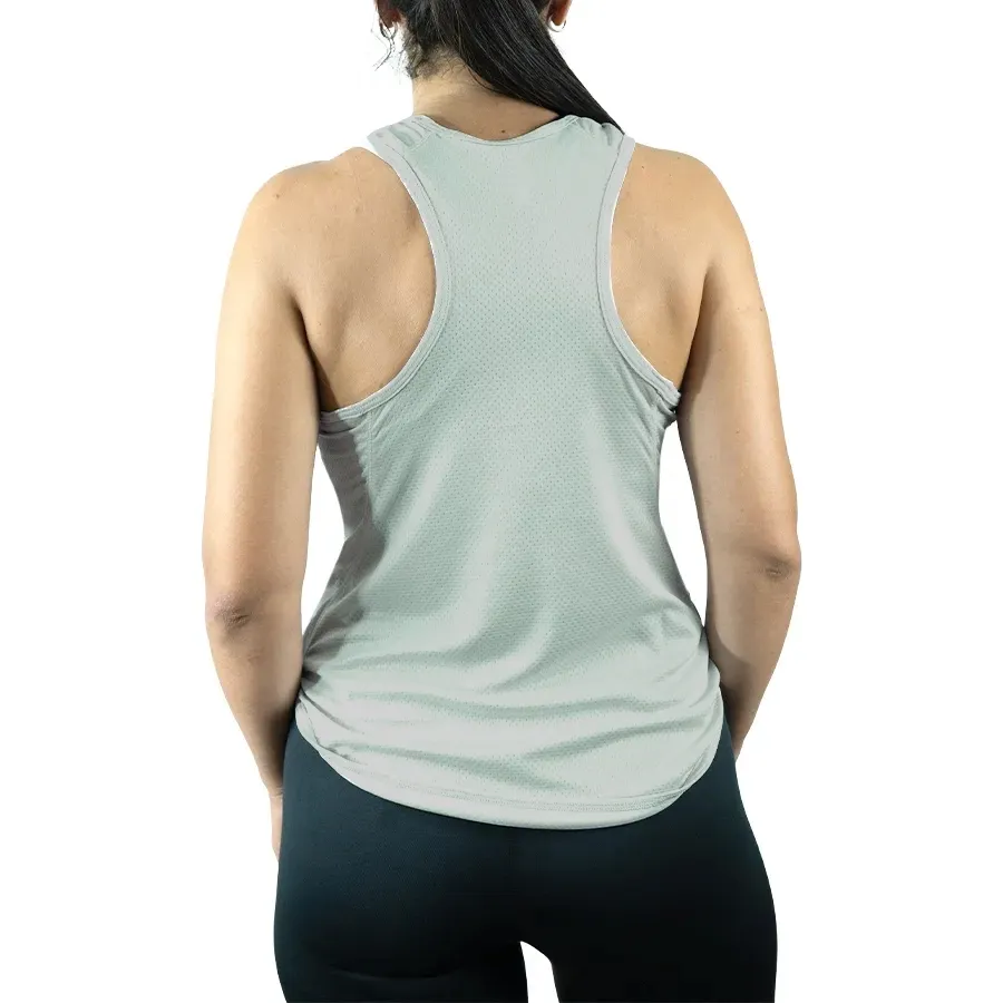 Imagen 1 de 4 de Musculosa Kamp Ultrarun con Recortes Laterales 25-CELESTE