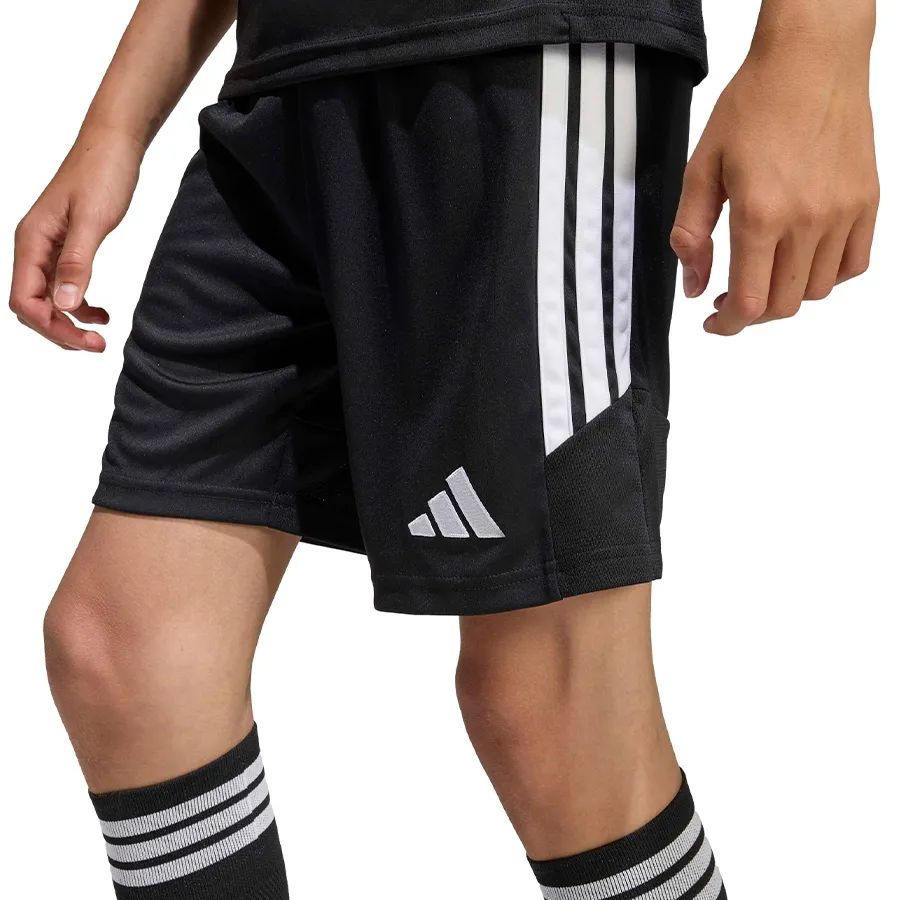 Imagen 3 de 5 de Short adidas Tiro26 League-NEGRO/BLANCO