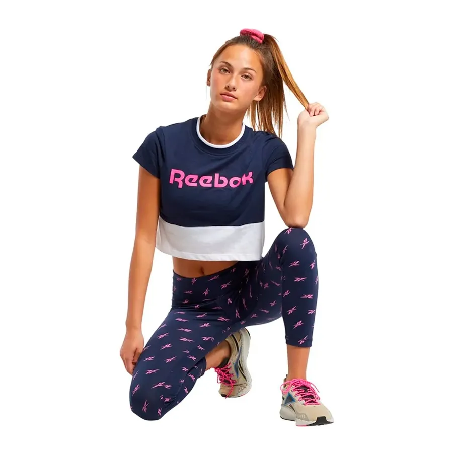 Imagen 0 de 4 de Remera Reebok Linear Logo Crop-MARINO/ROSA/BLANCO