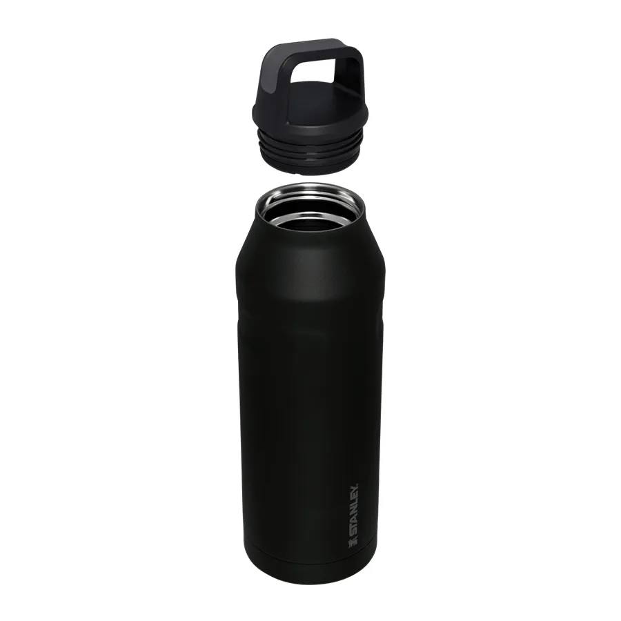 Imagen 1 de 4 de Botella térmica Stanley Iceflow Aerolight 1 lts-NEGRO