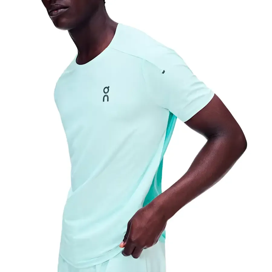 Imagen 2 de 5 de Remera On Performance-T-AQUA/AERO