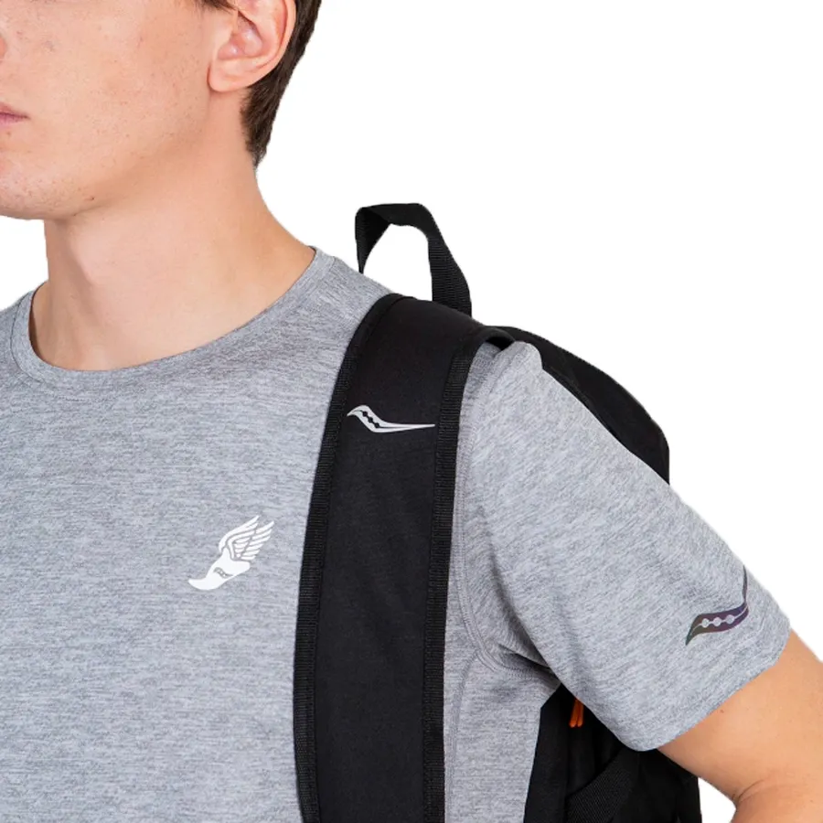 Imagen 5 de 6 de Mochila Saucony Overhaul Zip-NEGRO