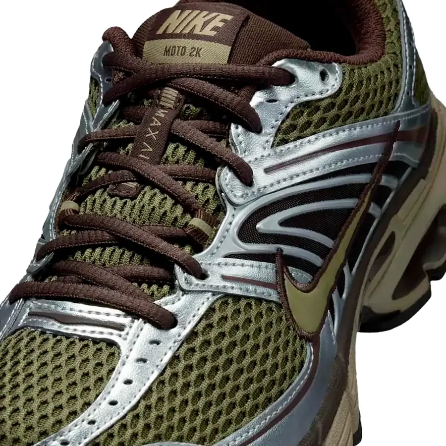 Imagen 5 de 7 de Zapatillas Nike Air Max Moto 2k-MARRON-PLATA