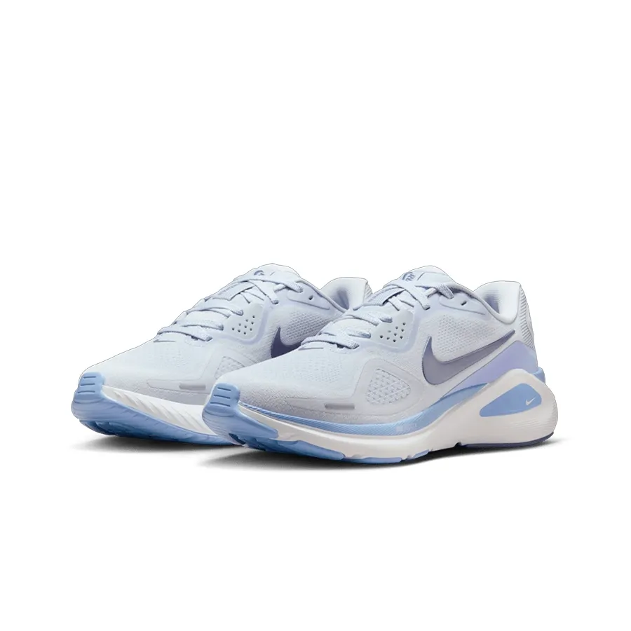 Imagen 1 de 8 de Zapatillas Nike Structure 26-LILA