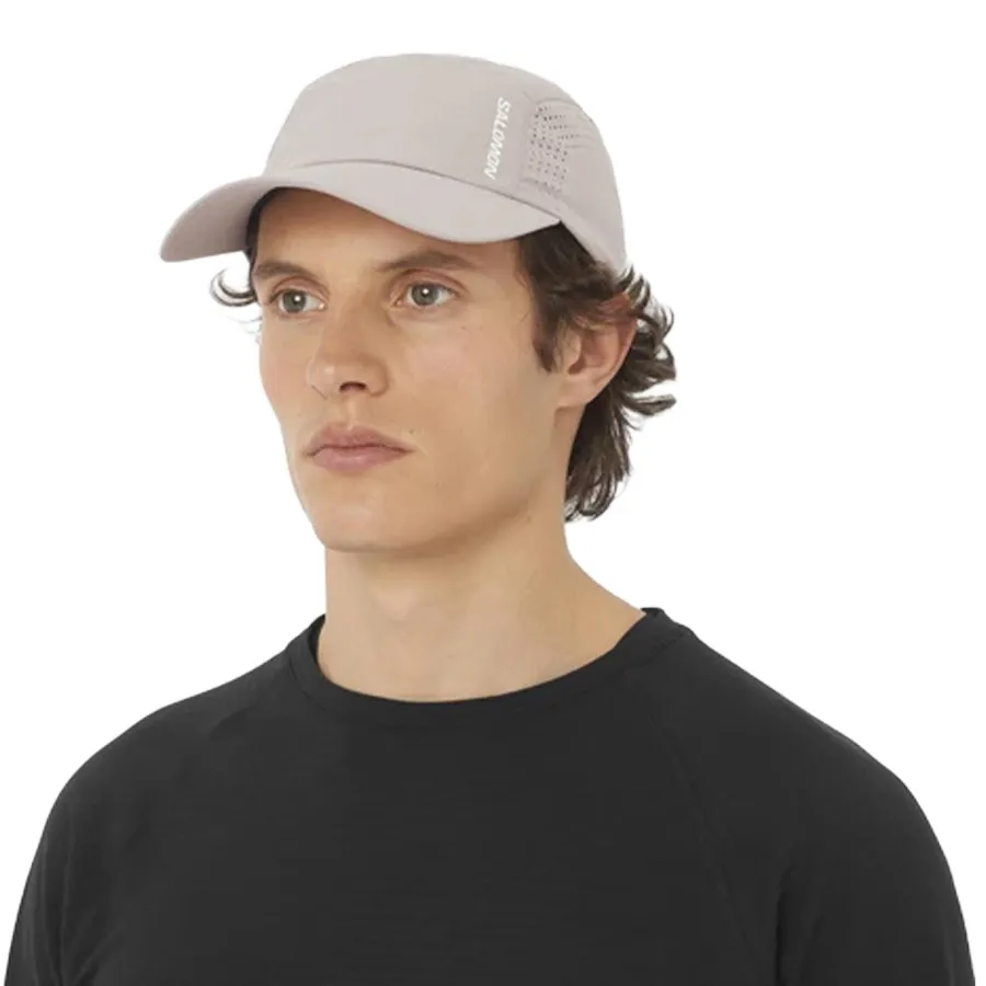 Imagen 0 de 3 de Gorra Salomon Shakeout-BEIGE/GRIS