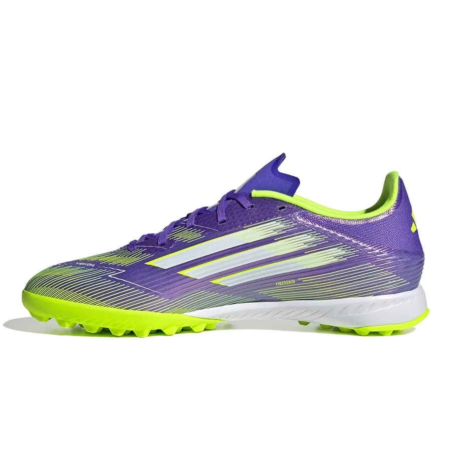 Imagen 2 de 7 de Botines adidas F50 League Tf-PURPURA/VERDE FLUOR