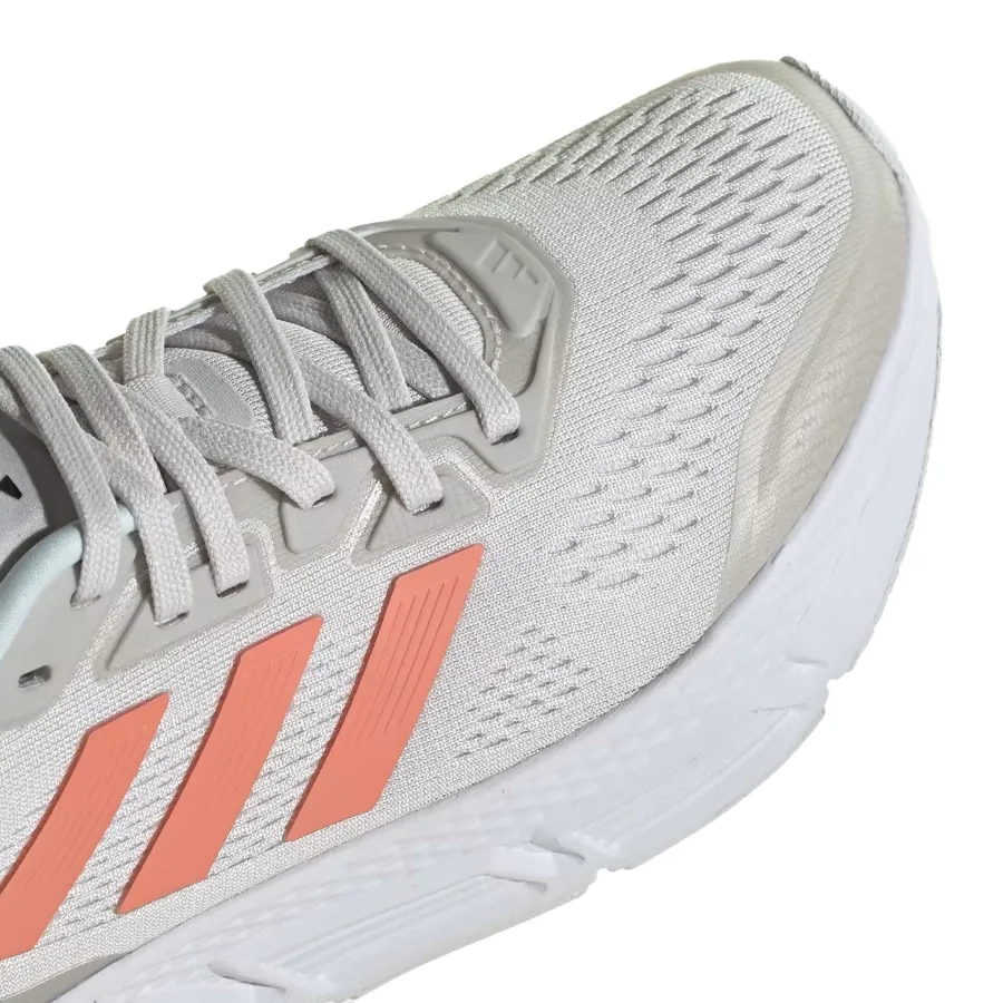 Imagen 6 de 7 de Zapatillas adidas Questar-GRIS/CORAL