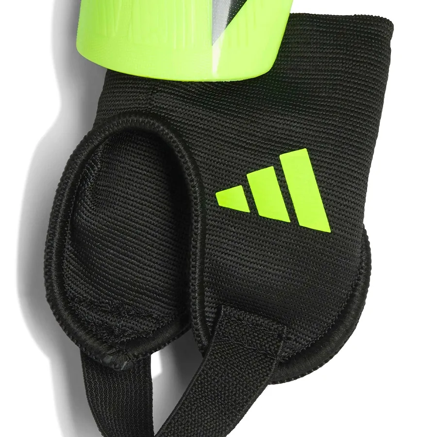 Imagen 1 de 3 de Canilleras adidas Tiro Match-BLANCO/AMARILLO FLUOR