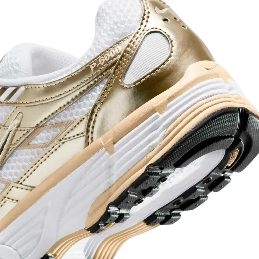 Imagen 7 de 8 de Zapatillas Nike P-6000-BLANCO/ORO