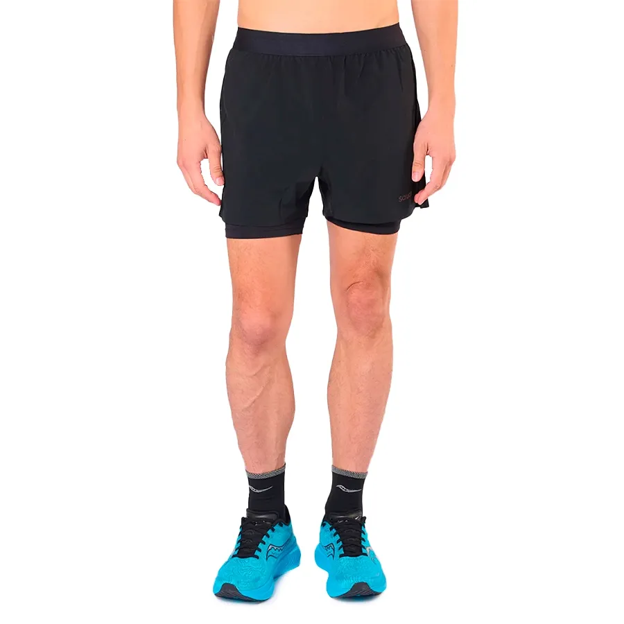 Imagen 0 de 5 de Shorts Saucony Outpace 4" 2-IN-1-NEGRO