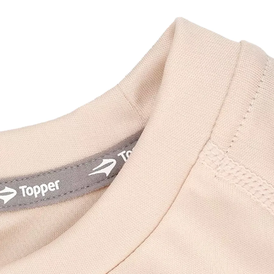 Imagen 2 de 4 de Remera Topper Loose-BEIGE