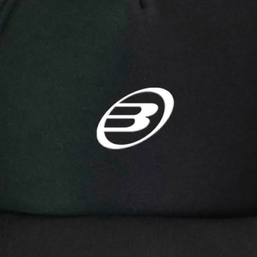 Imagen 1 de 2 de Gorra Bullpadel Truker Estampada-NEGRO