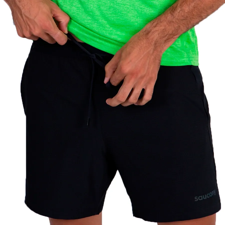 Imagen 2 de 7 de Saucony Shorts  Pantalón  Explorer Utility 5-NEGRO/VERDE