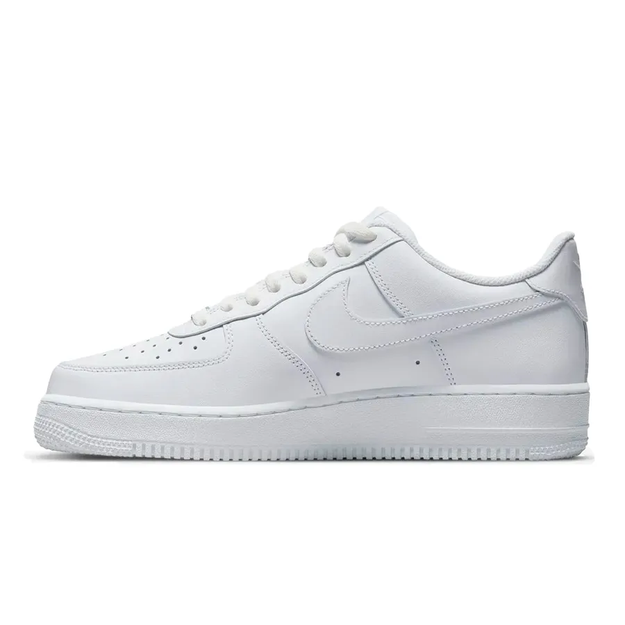 Imagen 3 de 9 de Zapatillas Nike Air Force 1 '07-BLANCO