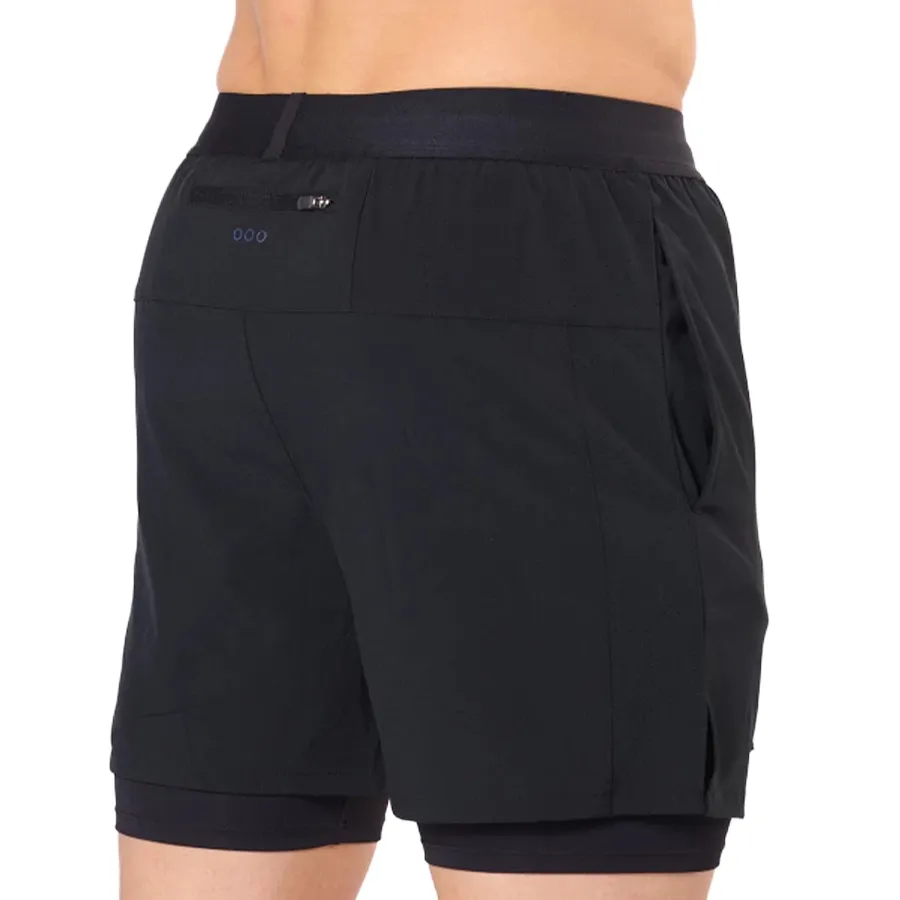 Imagen 4 de 6 de Shorts Saucony outpace 7"-NEGRO