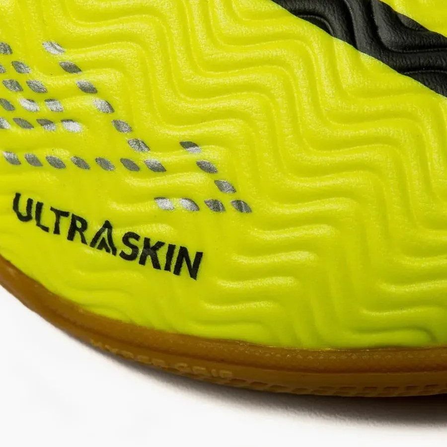 Imagen 7 de 8 de Botines Umbro Ultraskin Jr-AMARILLO FLUOR/NEGRO/PLATA