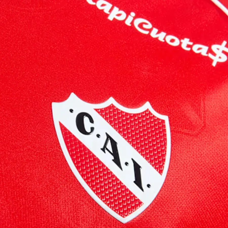 Imagen 4 de 6 de Camiseta Puma Cai Home Juvenil-ROJO