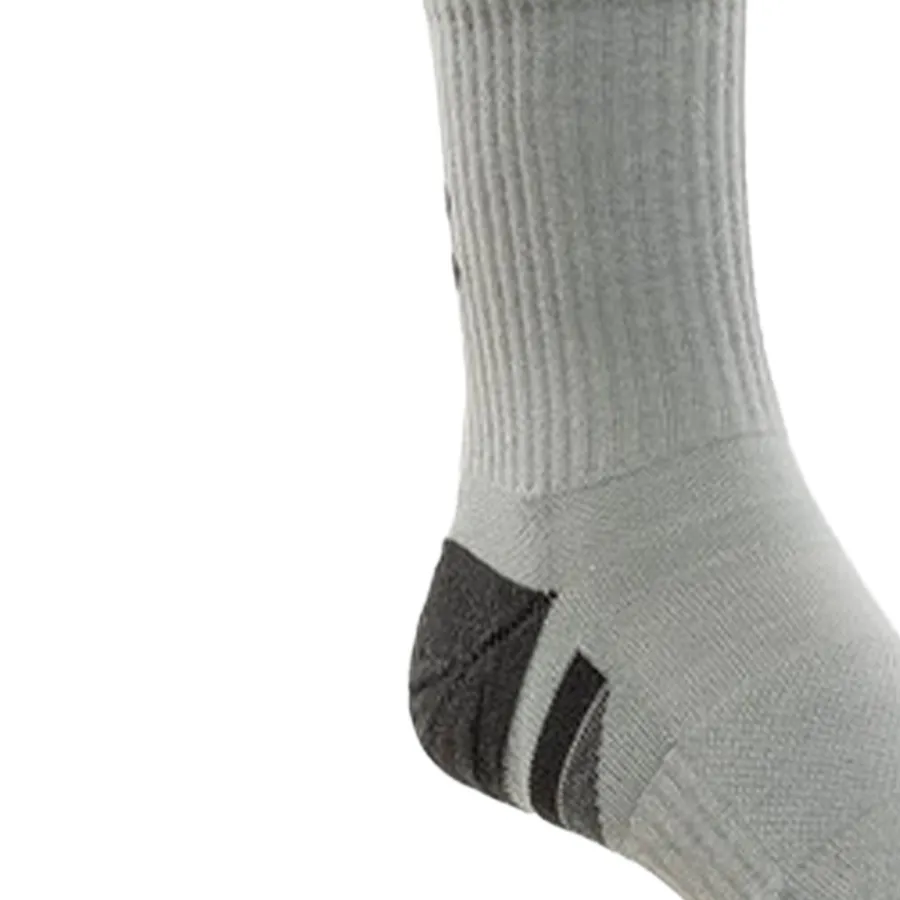 Imagen 1 de 4 de Medias Under Armour Tech Mid X3-GRIS