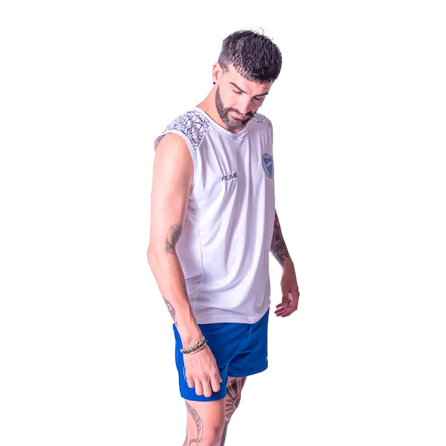 Imagen 1 de 3 de Musculosa Fiume Sport Remera  Godoy Cruz Entreno 24-BLANCO