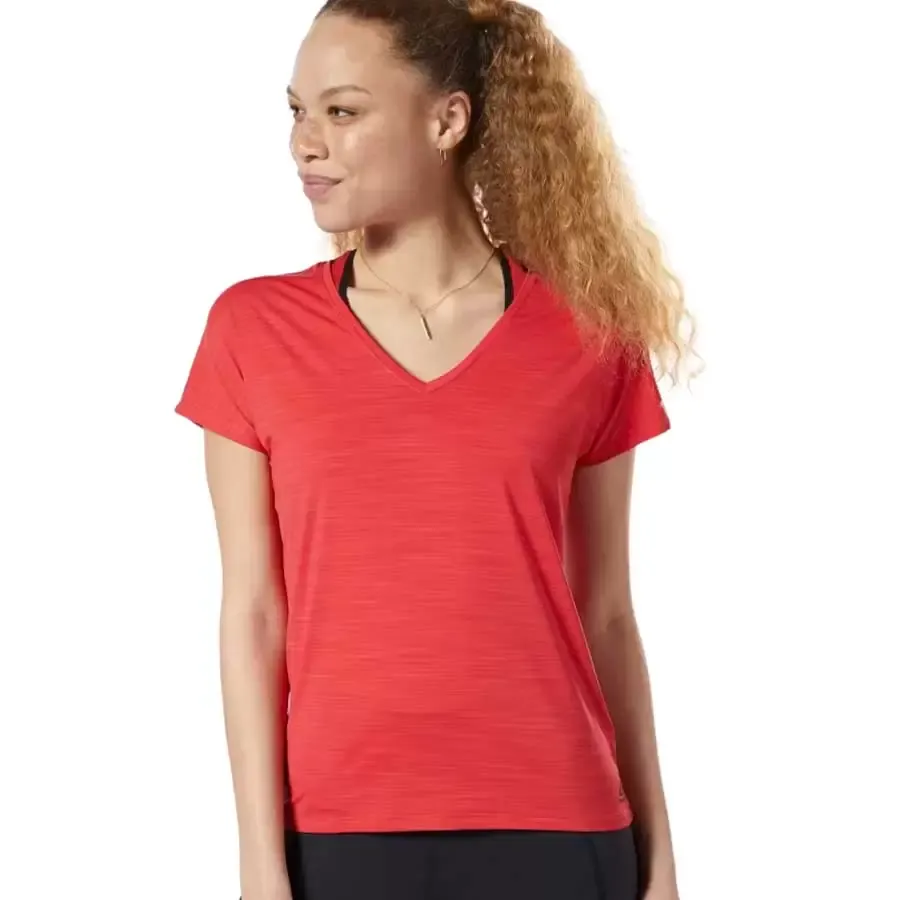 Imagen 2 de 4 de Remera Reebok Activ Chill-ROJO