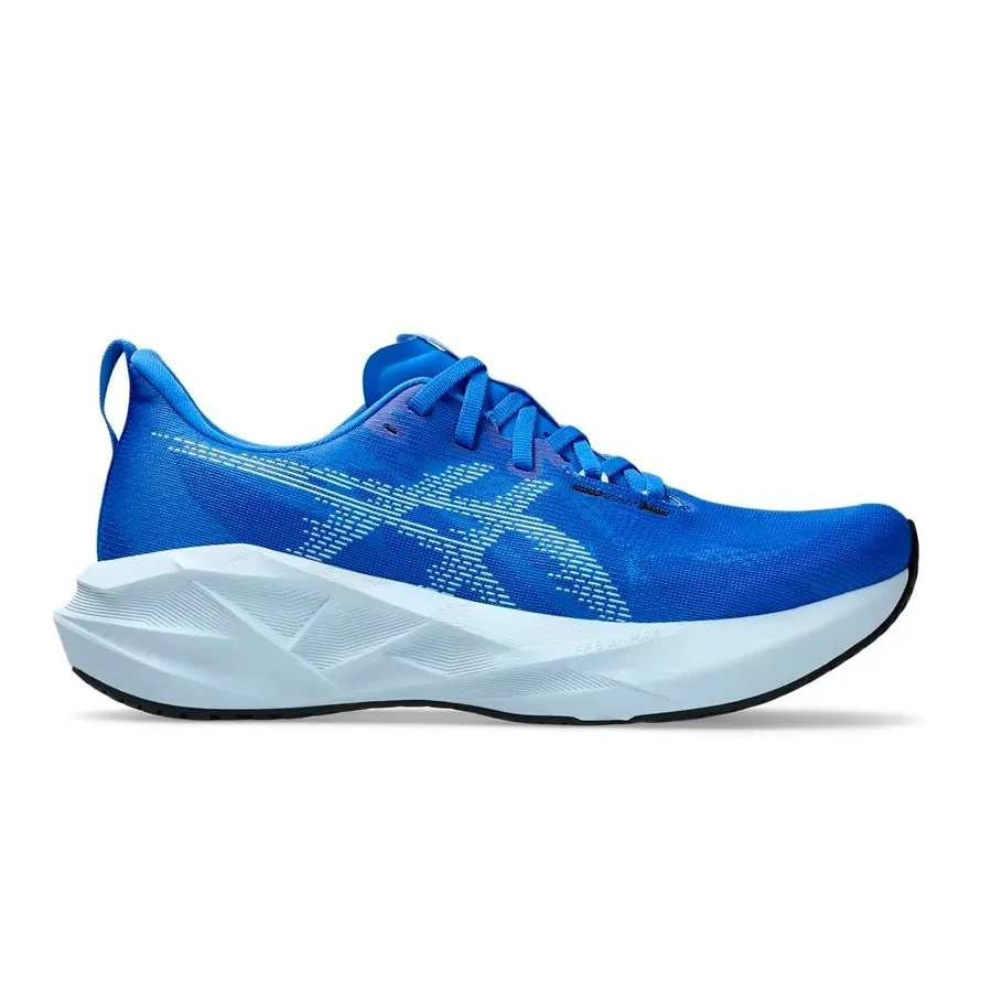 Imagen 0 de 7 de Zapatillas Asics Novablast 5-AZUL FRANCIA/CELESTE