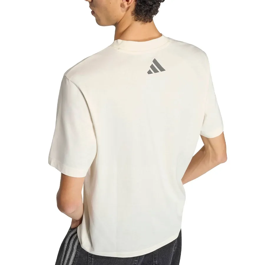 Imagen 4 de 5 de Remera adidas Mercedes-AMG Petronas-BLANCO/GRIS