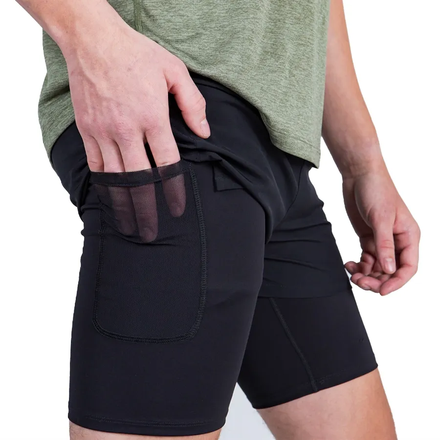 Imagen 1 de 4 de Shorts Saucony Outpace 4" 2 en 1-NEGRO