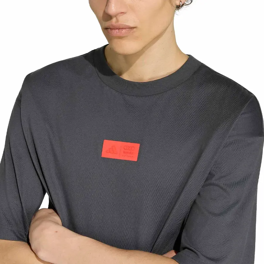 Imagen 4 de 5 de Remera adidas Audi Revolut-GRAFITO