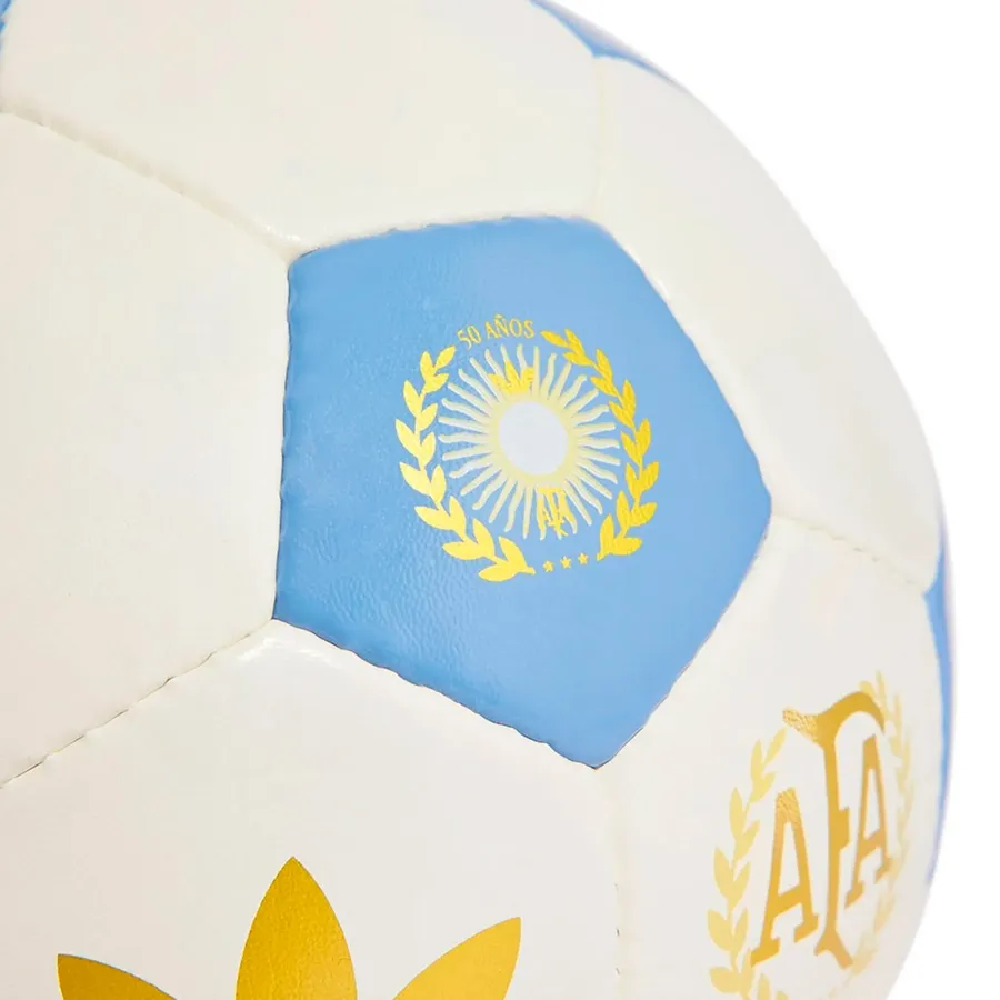 Imagen 2 de 3 de Pelota adidas originals 50 Aniversario-BLANCO/CELESTE