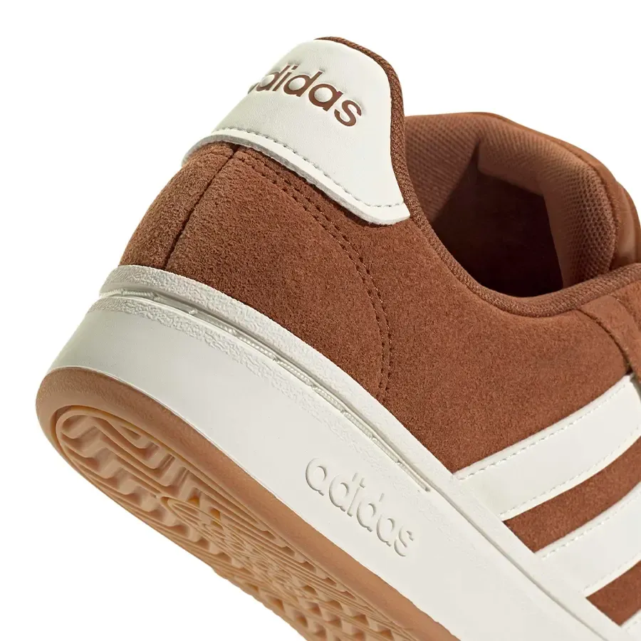 Imagen 7 de 8 de Zapatillas adidas Grand Court Alpha-CHOCOLATE
