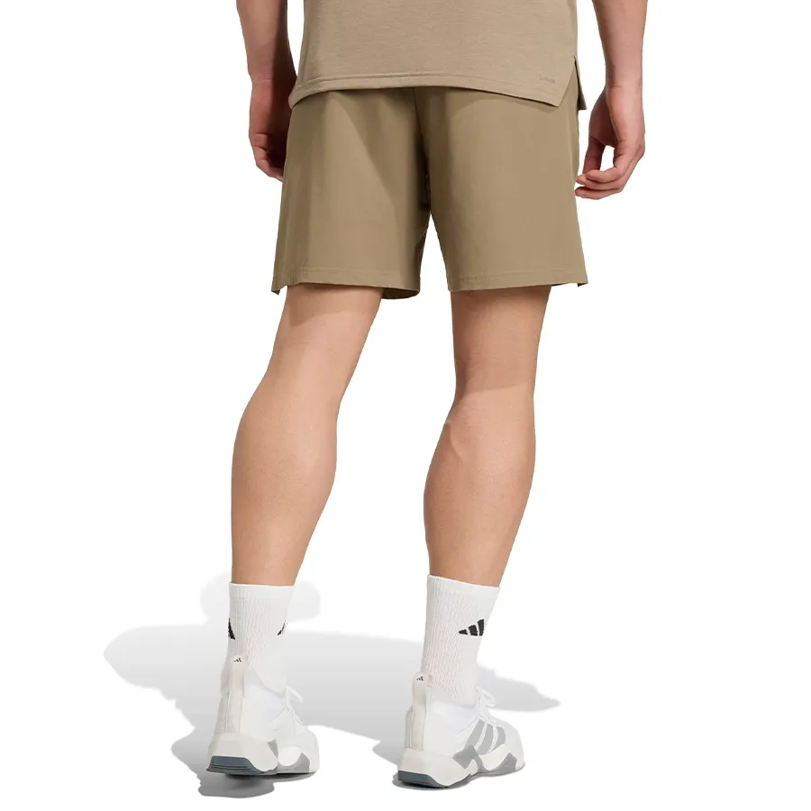 Imagen 1 de 5 de Short adidas Designed for Training-KAKI