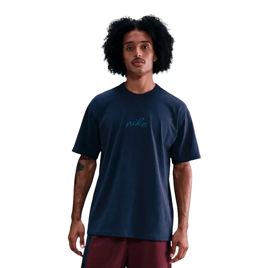 Imagen 0 de 3 de Remera Nike Premium Essentials-MARINO