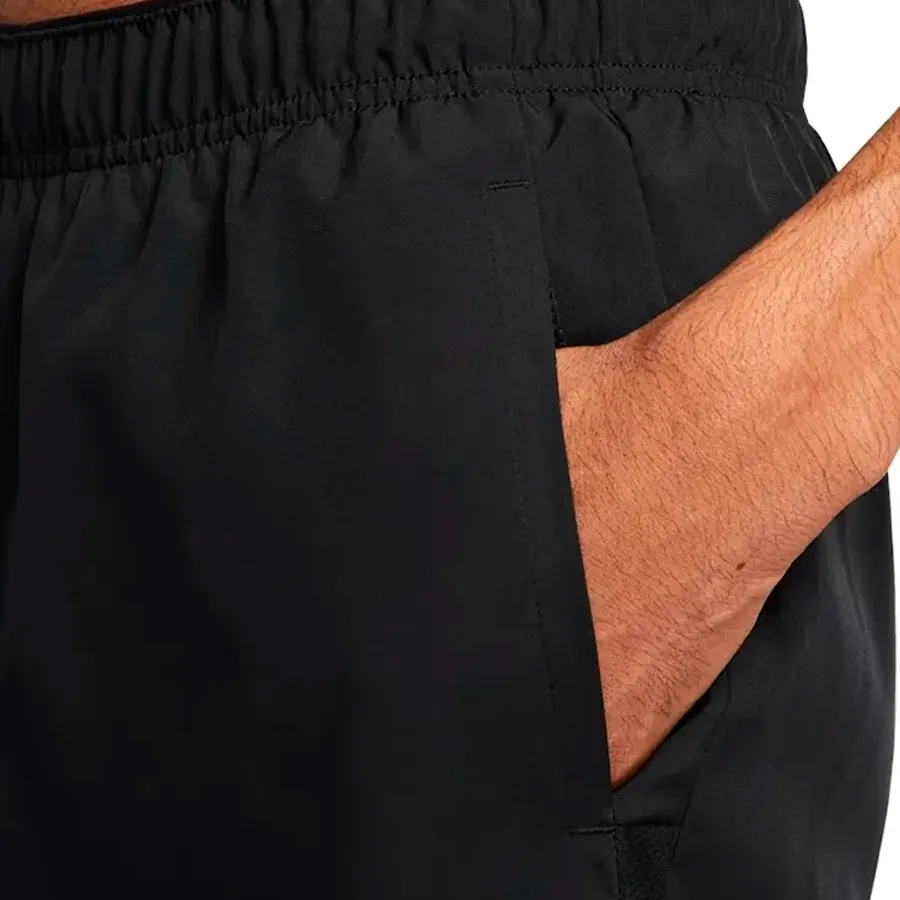 Imagen 3 de 5 de Nike Shorts  Challenger 2 en 1-NEGRO