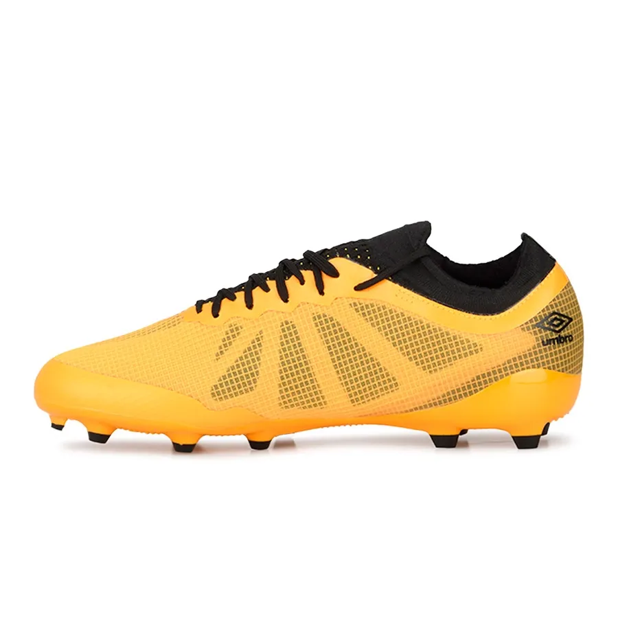 Imagen 1 de 5 de Botines Umbro Velocita 6 Premier-AMARILLO/NEGRO